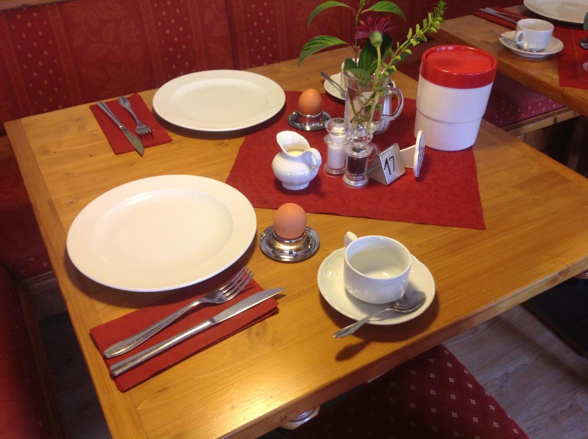 La Locanda Ristorante Pizzeria Garni Ohlstadt Bagian luar foto