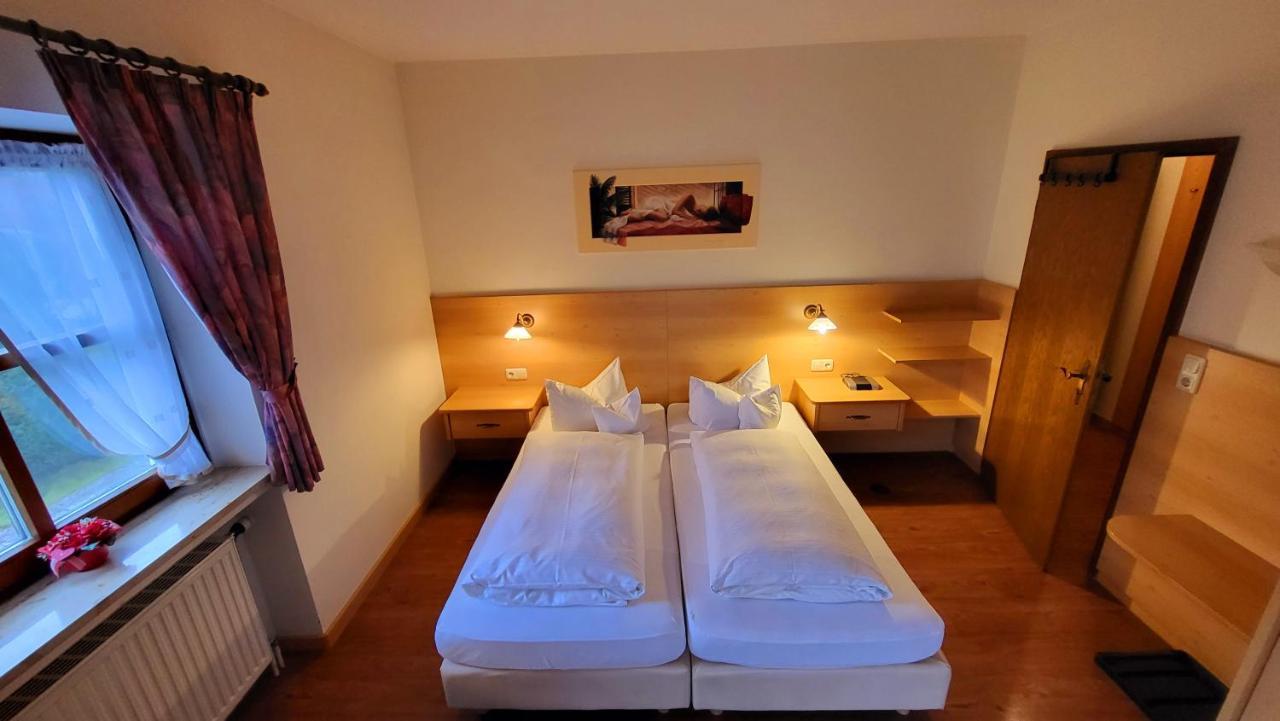 La Locanda Ristorante Pizzeria Garni Ohlstadt Bagian luar foto