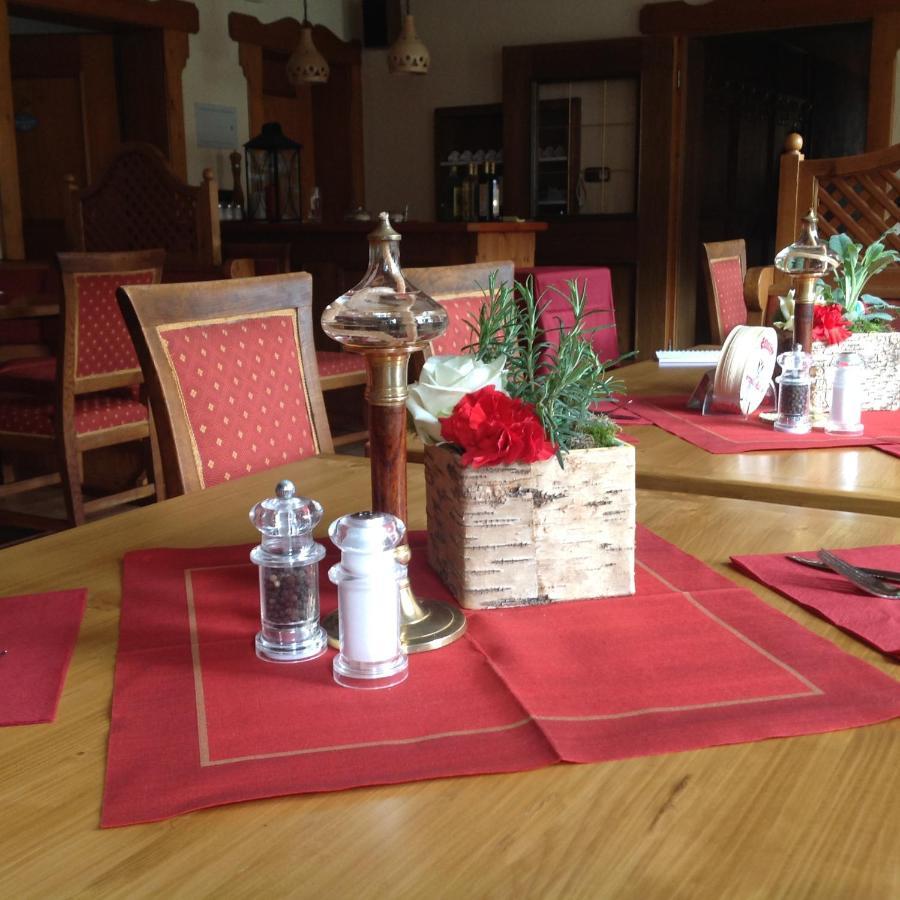 La Locanda Ristorante Pizzeria Garni Ohlstadt Bagian luar foto